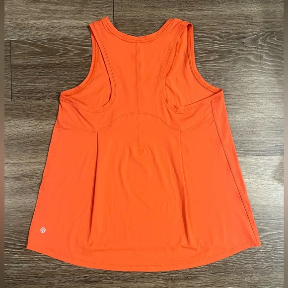Lululemon Essential Tank Train in Warm Coral Size 4 - Picture 6 of 6
